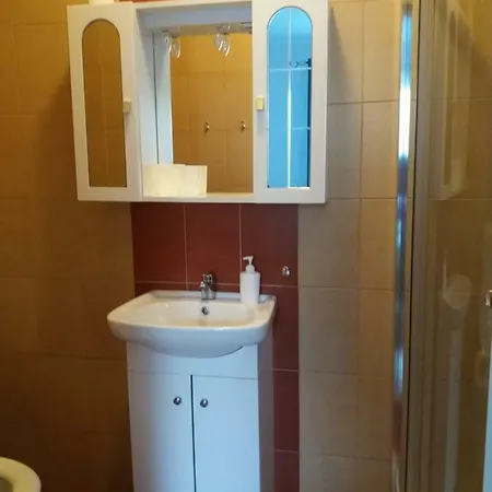 Borbala Vendeghaz Szentes